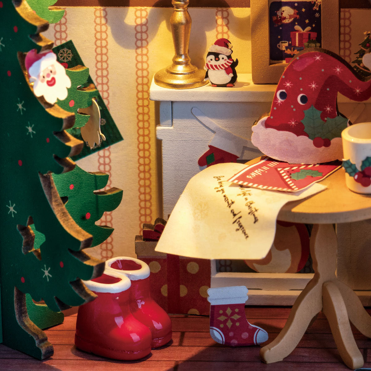 Rolife Twinkling Christmas House DIY Miniature House DS036